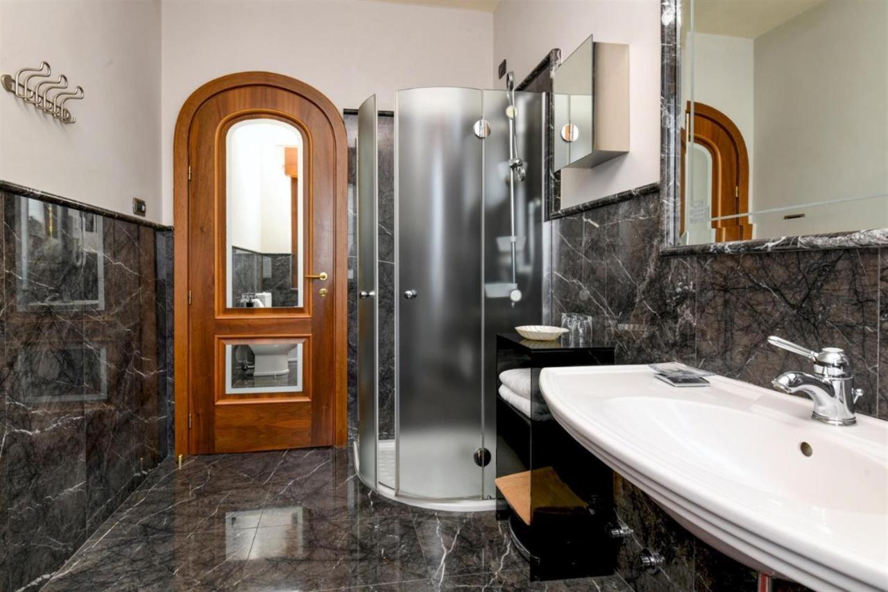 Private Luxury Villa With Pool Moniga del Garda Ngoại thất bức ảnh